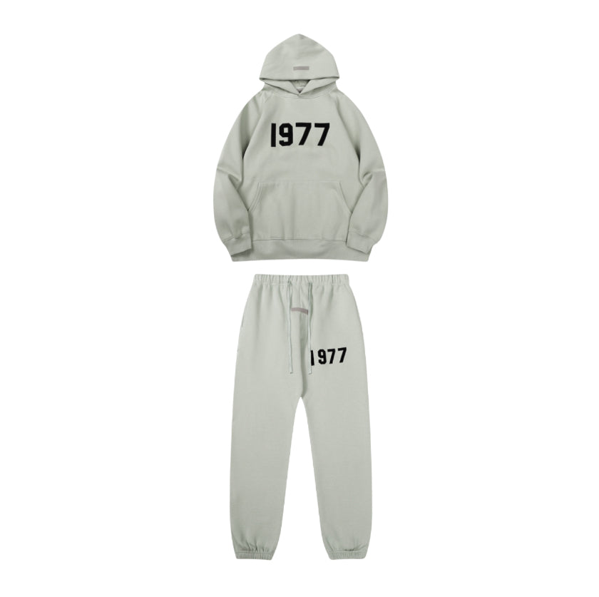 SPARK™ 1977 HOODIE + FREE SWEATPANTS (LIMITED TIME OFFER)